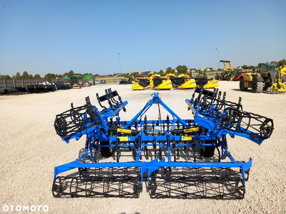 New Holland Agregat uprawowy SBL V370 - 6