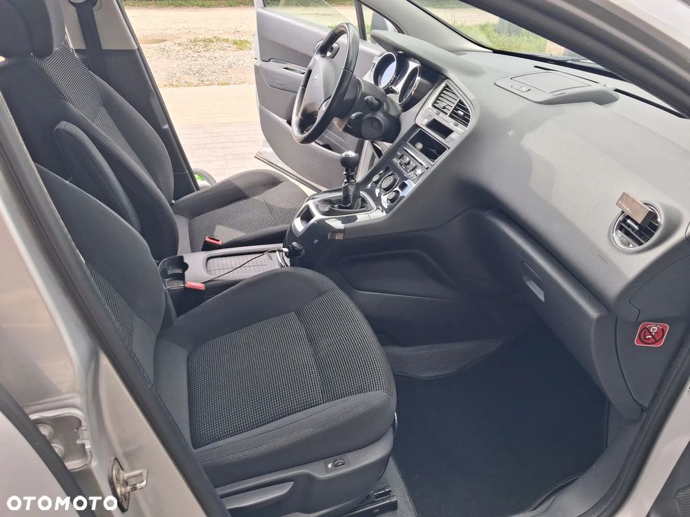 Peugeot 5008 2.0 HDi Active 7os - 9