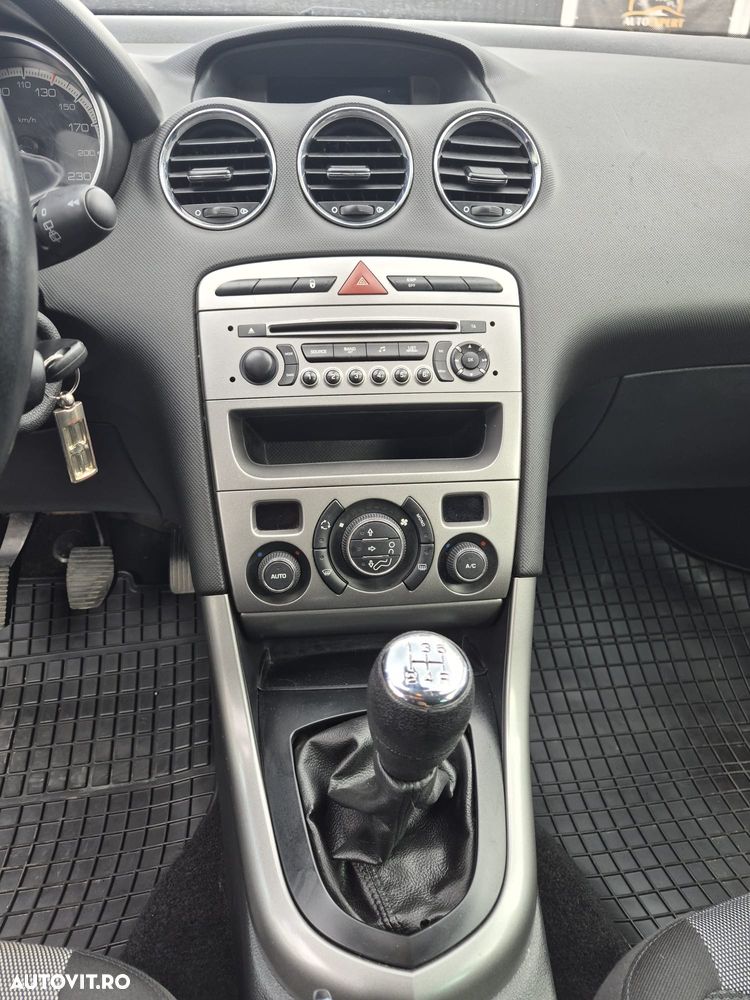 Peugeot 308 1.6 HDI FAP Active - 9