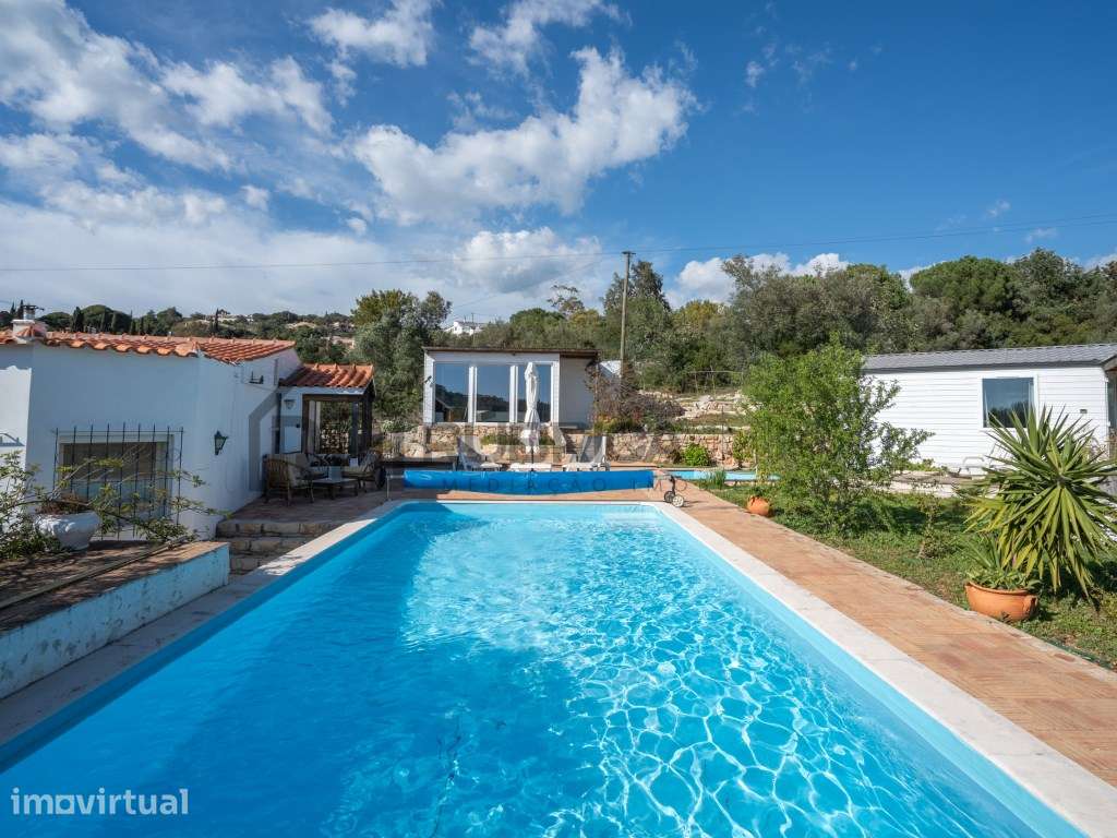 Moradia térrea de 3 quartos e piscina - Grande imagem: 2/60