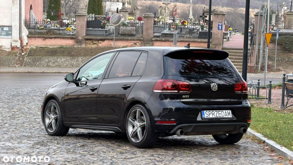 Volkswagen Golf 2.0 GTI - 4