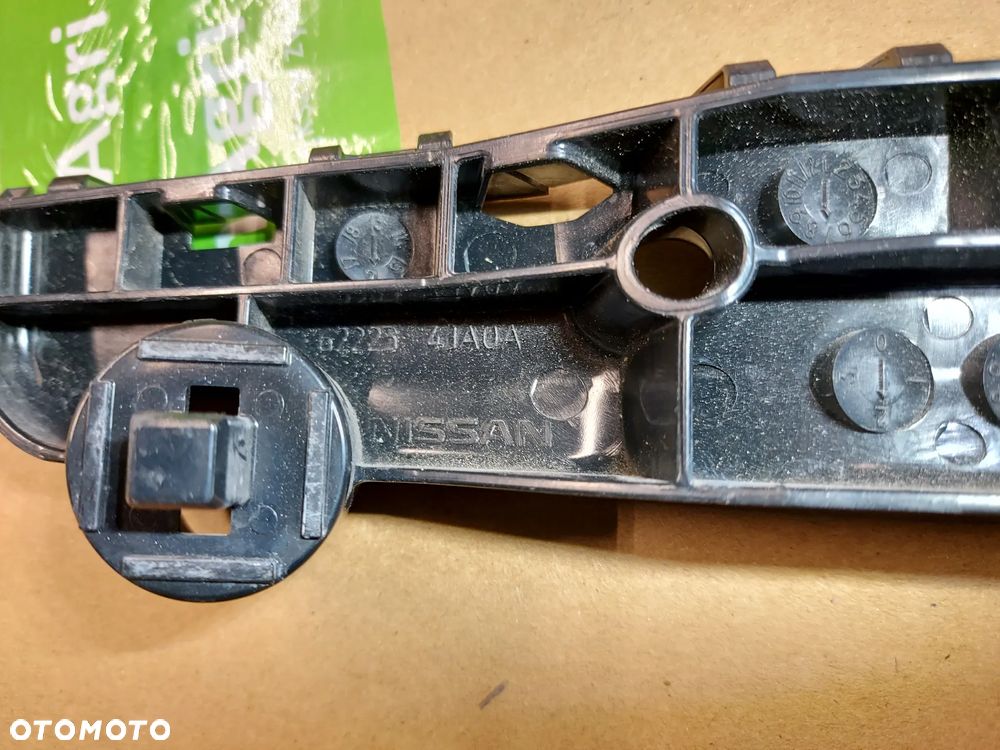 Nissan Navara NP300 15- Ślizg Zderzaka Przód R - 3