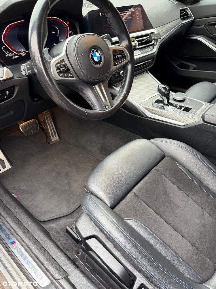 BMW Seria 3 330e xDrive M Sport sport - 12