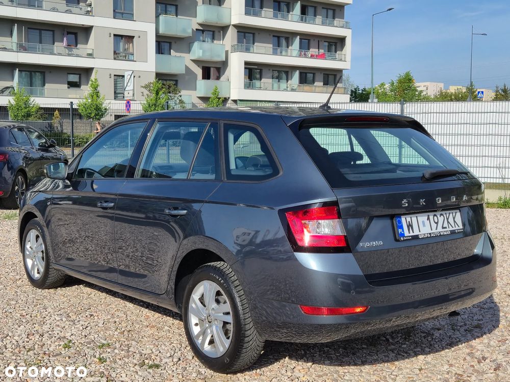 Skoda Fabia 1.0 TSI Monte Carlo - 6