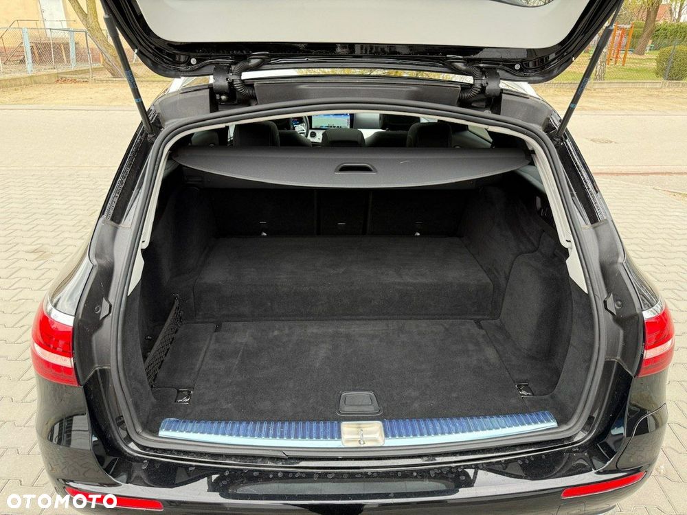 Mercedes-Benz Klasa E - 29