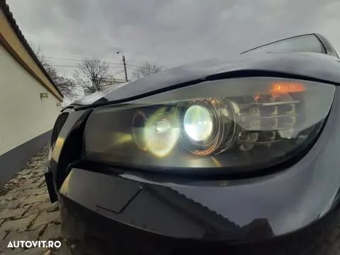BMW Seria 3 320d - 9