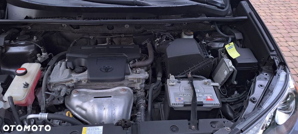 Toyota RAV4 2.5 XLE - 2