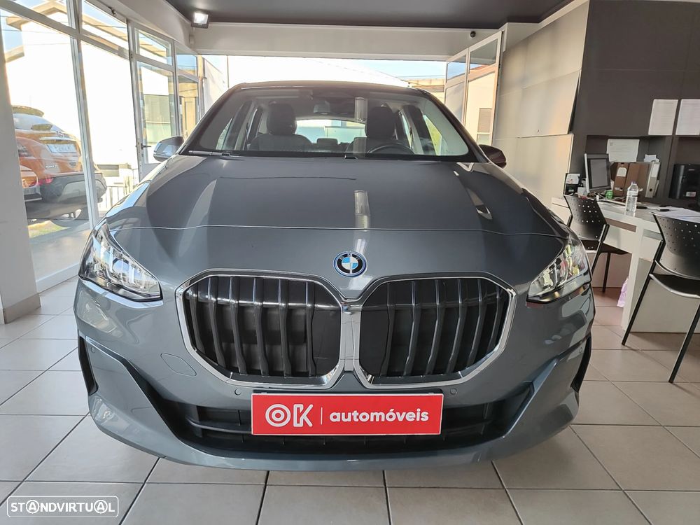 BMW 225xe Active Tourer - 4