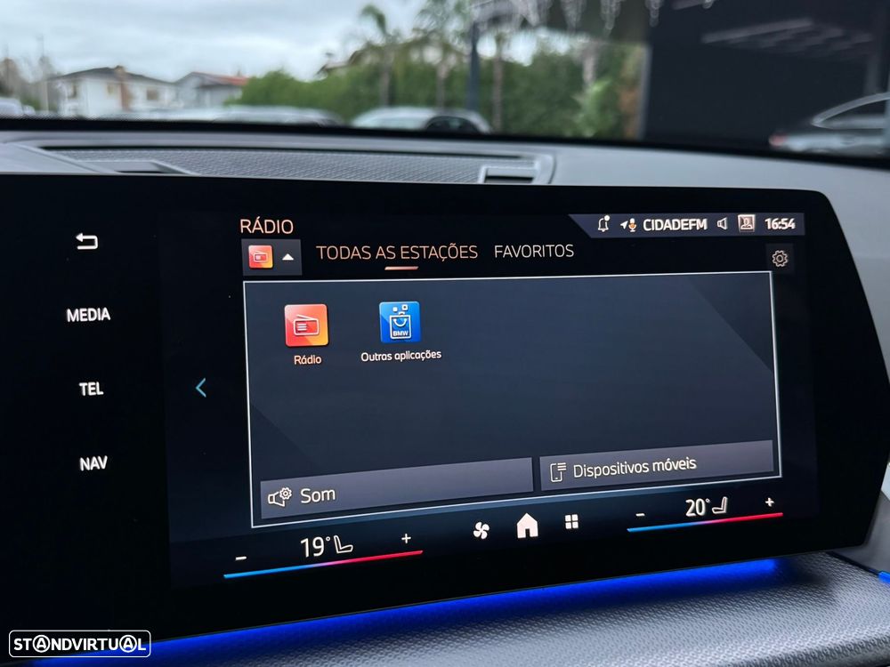 BMW X1 sDrive18d Pack Desportivo M - 44