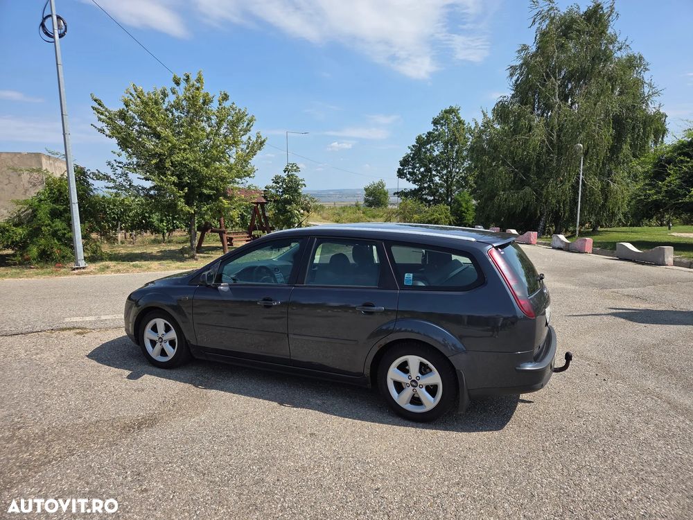 Ford Focus 1.6 TI-VCT Sport - 2