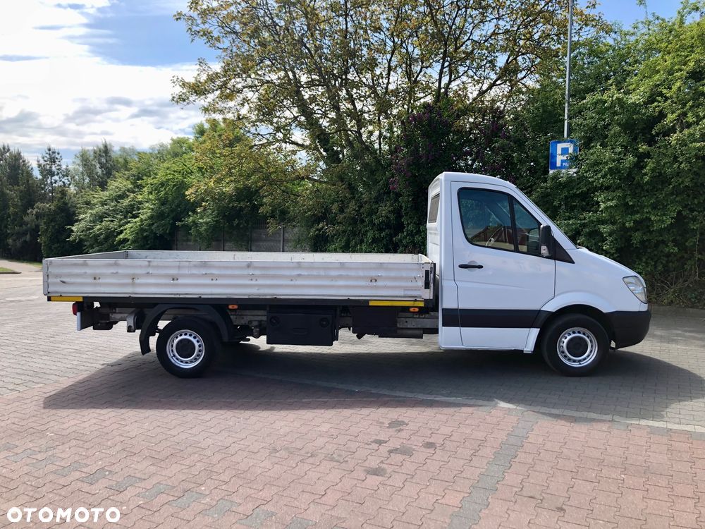 Mercedes-Benz Sprinter - 5