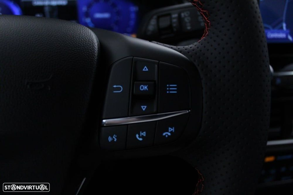 Ford Fiesta 1.0 EcoBoost MHEV ST-Line X - 23