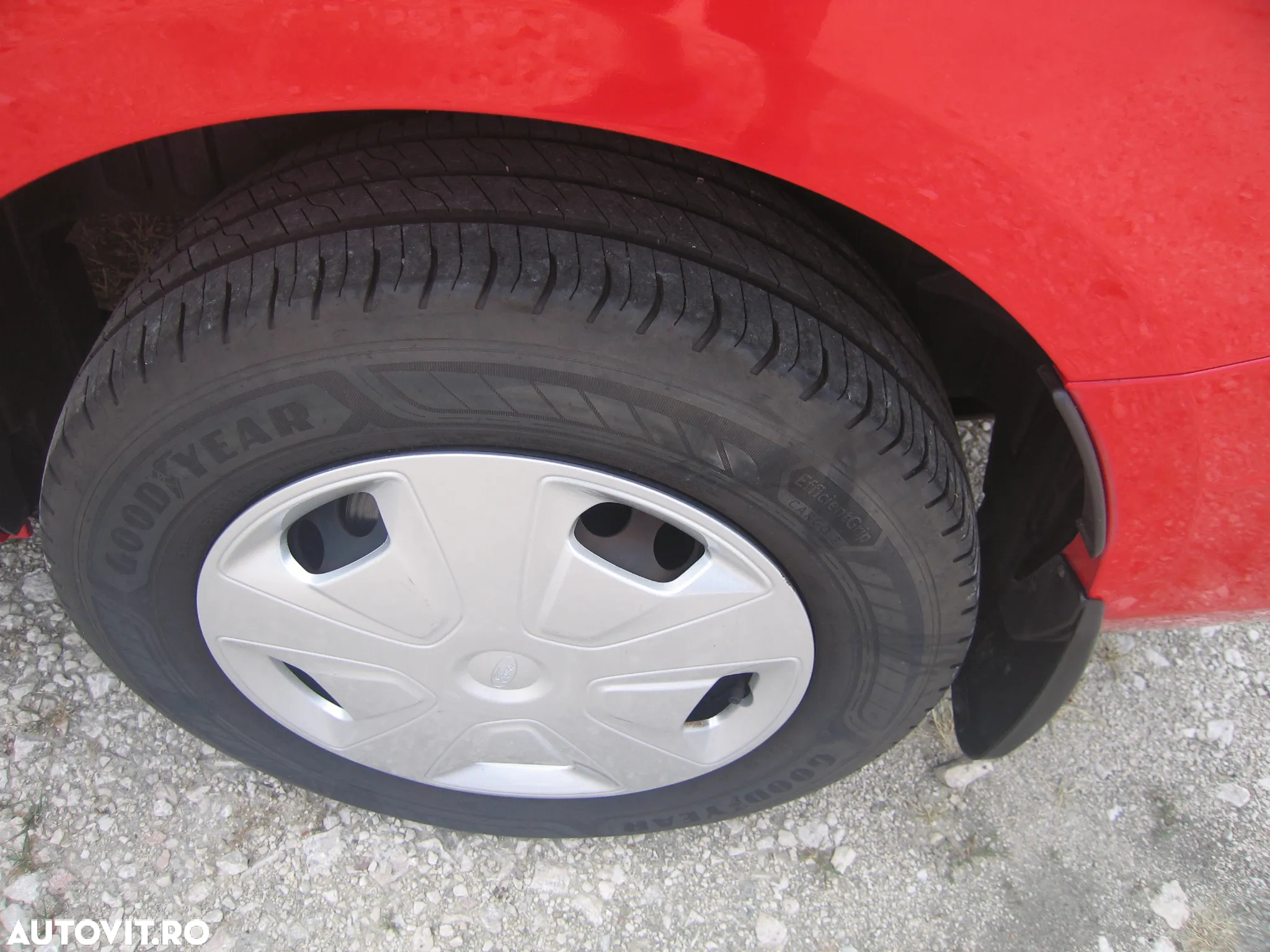 Ford FORD CUSTOM FRIGORIFIC , FRIG : VESNA . PRIZA 220 V .AC . - 22