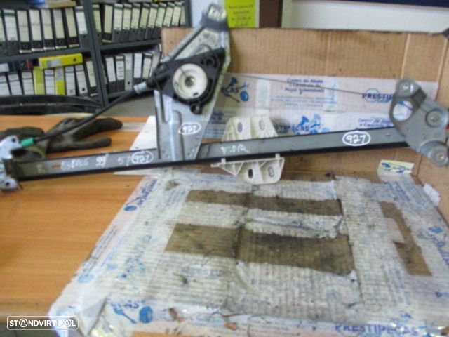 Elevador Sem Motor ELEVSM921 RENAULT ESPACE 1999 5P FD - 1