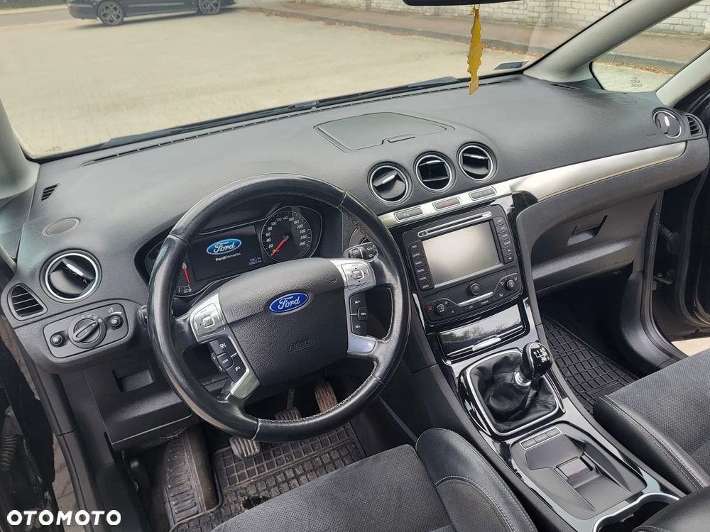 Ford S-Max 2.0 T Titanium - 23