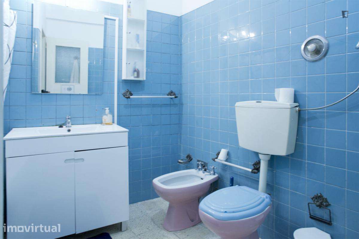 Quarto - localizado em Penha de França Lisbon - Grande imagem: 3/19