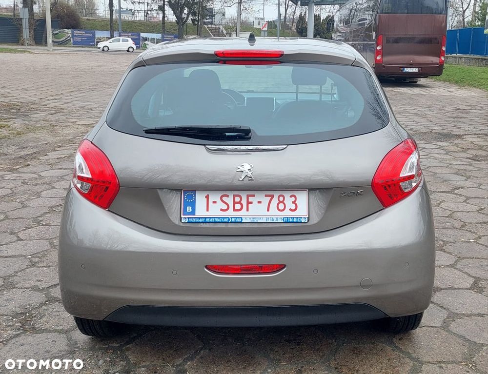Peugeot 208 PureTech 82 Start & Stop Style - 10