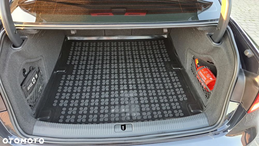 Audi A4 Limousine 40 TDI S tronic sport - 34