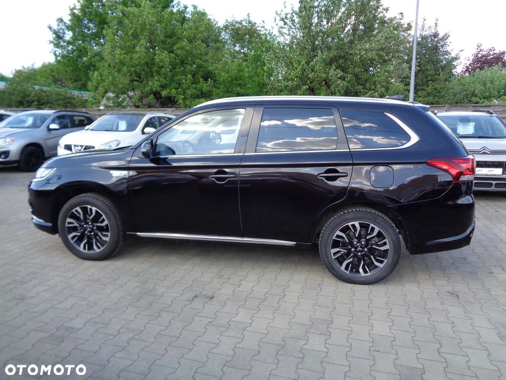 Mitsubishi Outlander 2.0 4WD Top - 1