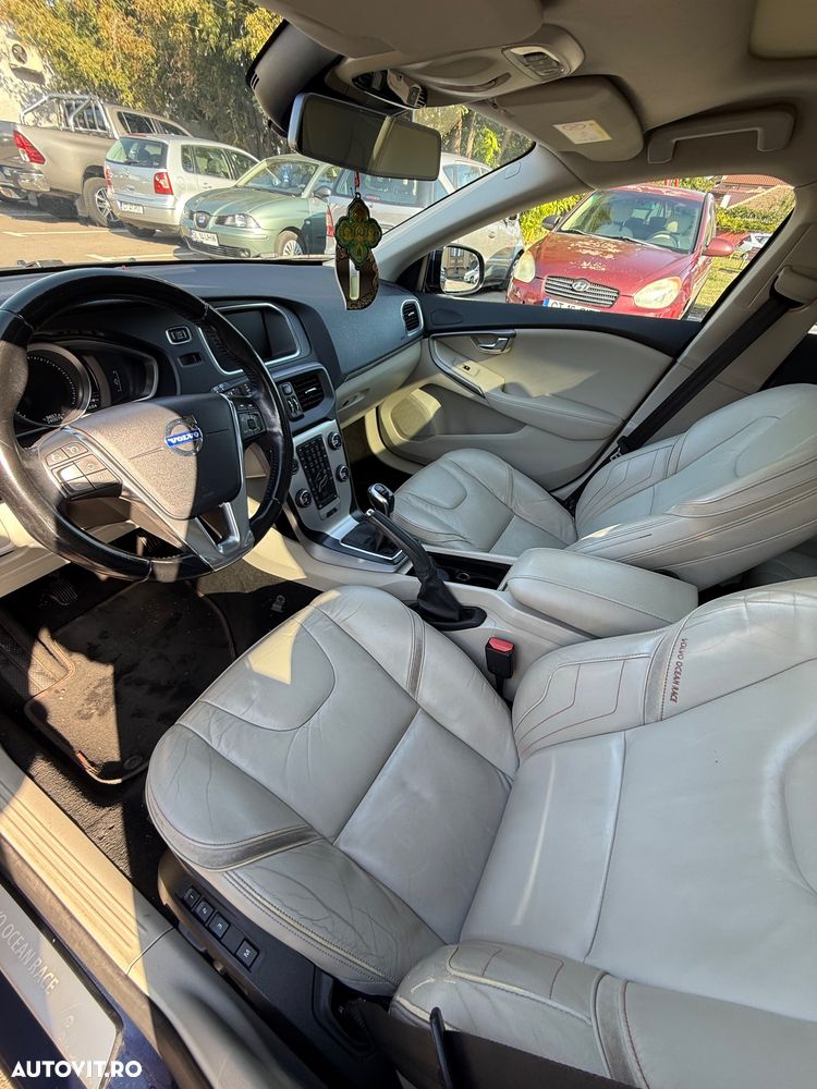 Volvo V40 D4 VEA Ocean Race - 9