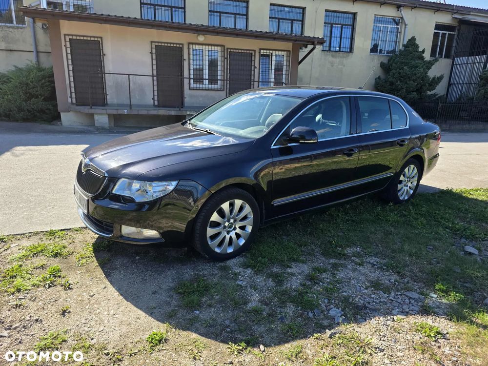 Skoda Superb 1.8 TSI Ambition DSG - 4