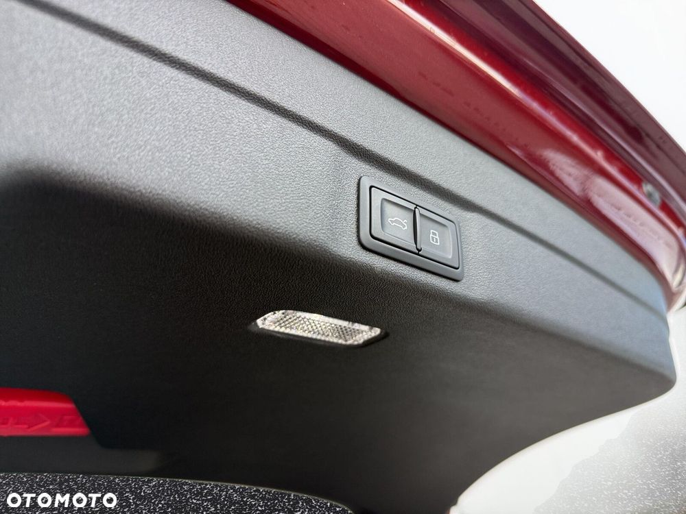 Audi A6 Avant TFSI mHEV Quattro S tronic - 38