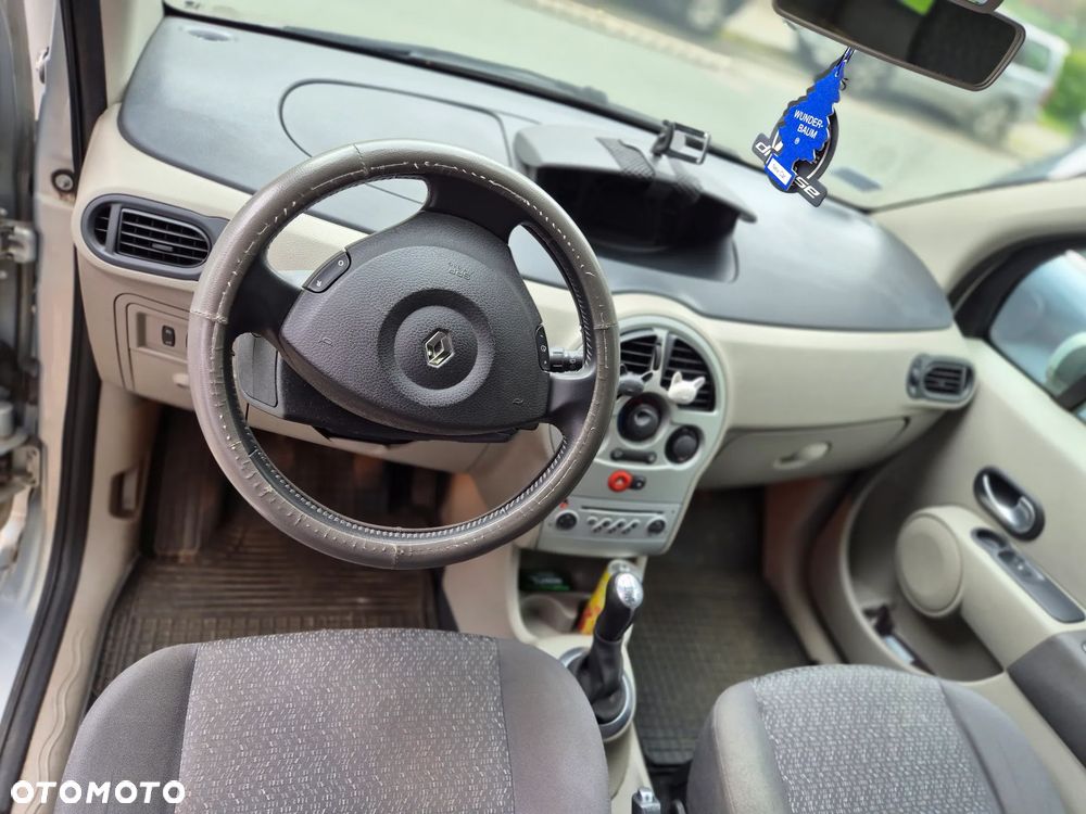 Renault Modus - 10
