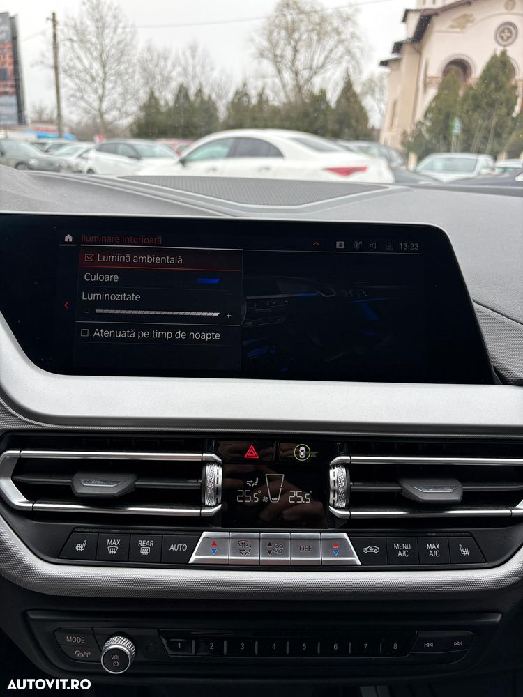 BMW Seria 1 120i Aut. Sport Line - 17