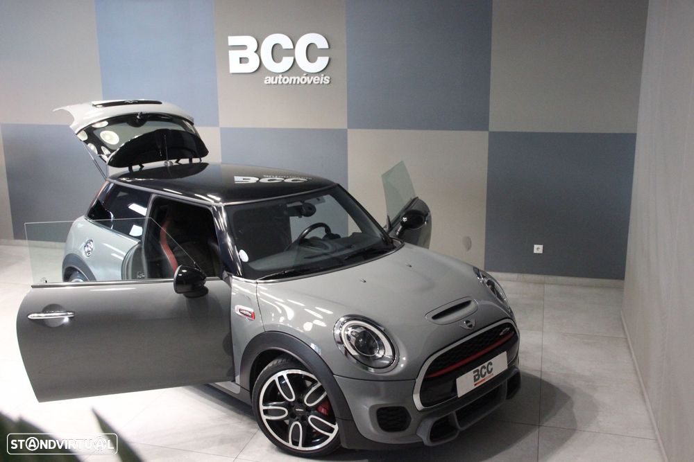 MINI 3 Portas John Cooper Works Auto Desportiva - 27