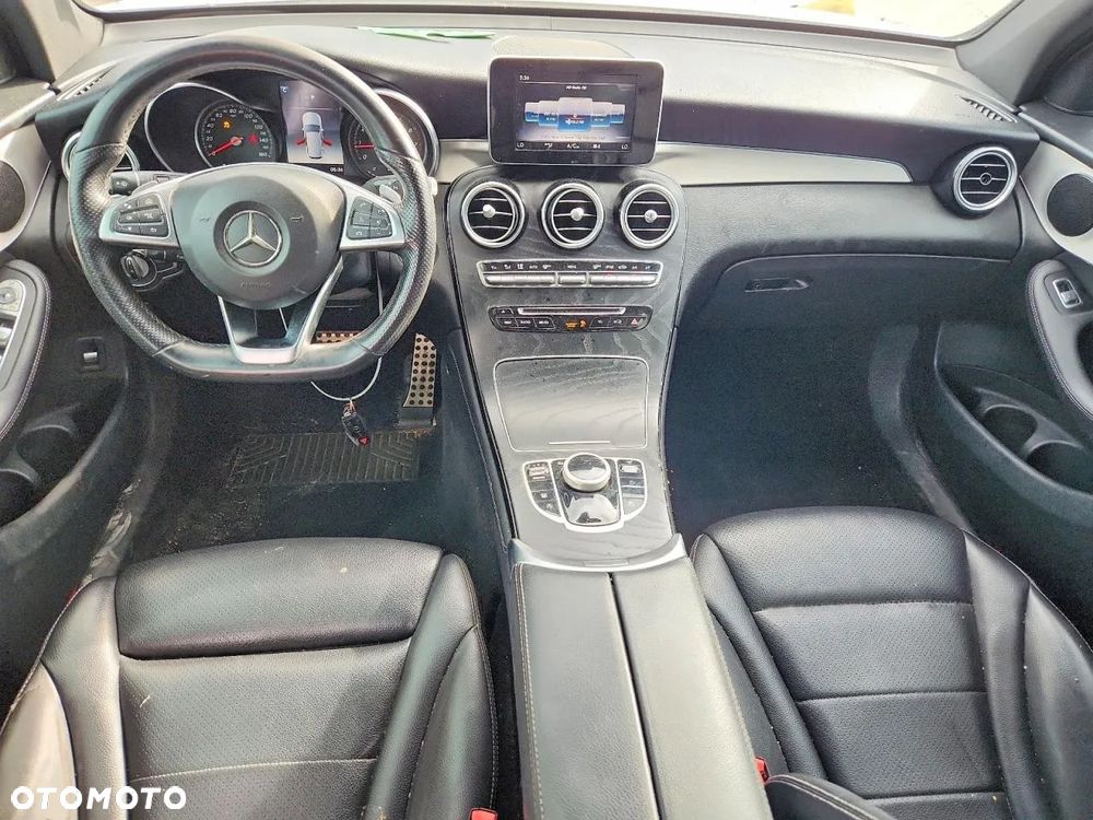 Mercedes-Benz GLC 300 4Matic 9G-TRONIC - 7