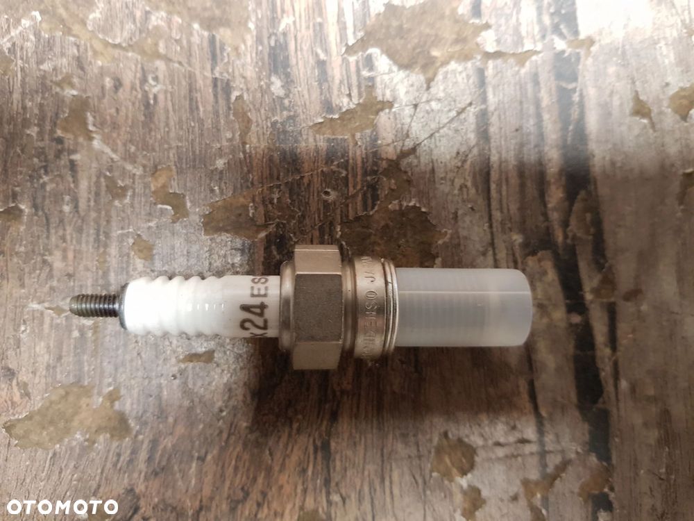 Świeca zapłonowa Denso X24ESR-U zestaw 10 sztuk Honda 98069-58726 - 6