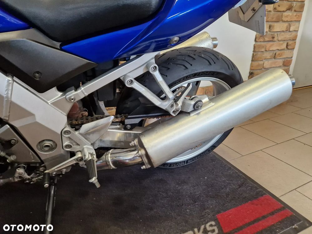 Suzuki SV - 19
