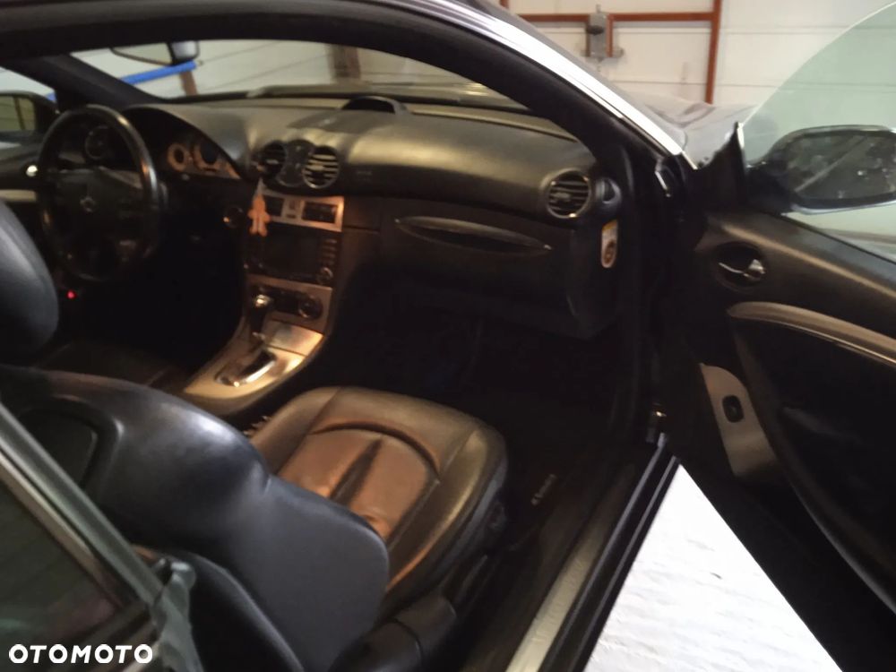 Mercedes-Benz CLK 320 CDI 7G-TRONIC Elegance - 9