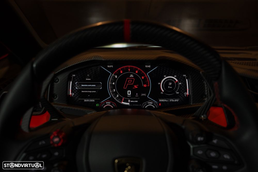 Lamborghini Revuelto 6.5 V12 - 32