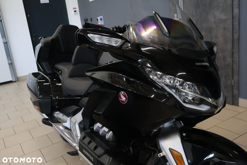 Honda GL - 9