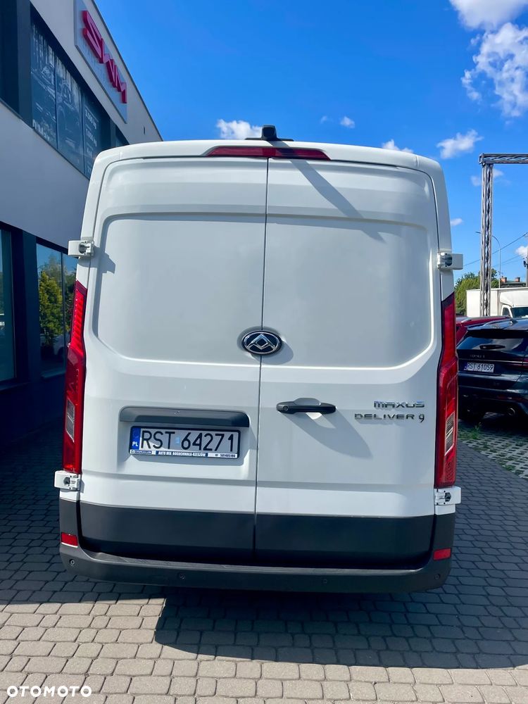 Maxus Deliver 9 - 21