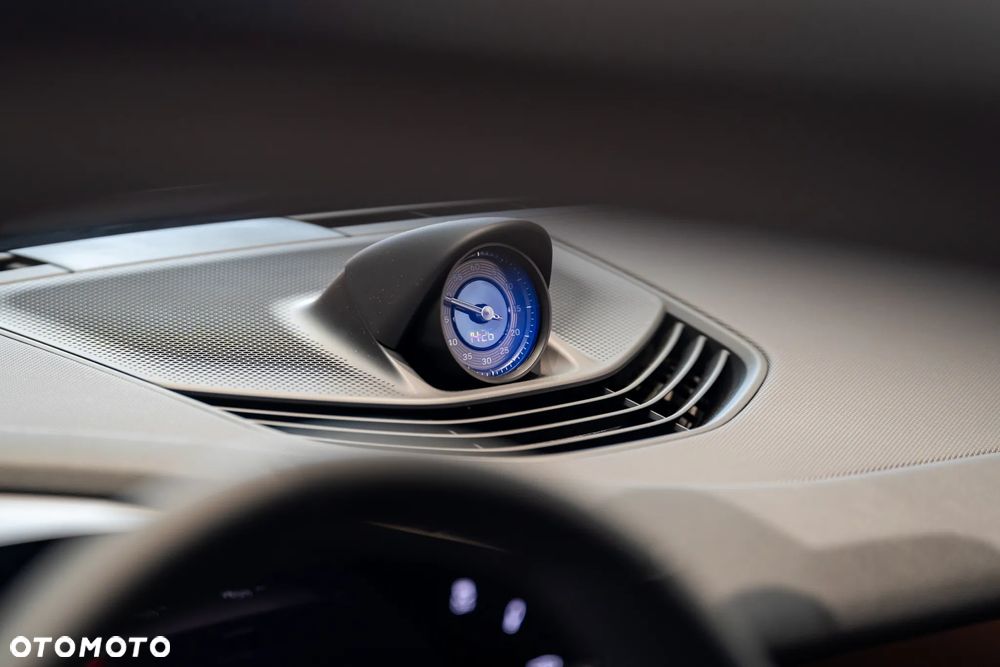 Porsche Taycan 105kWh 4 Cross Turismo - 15