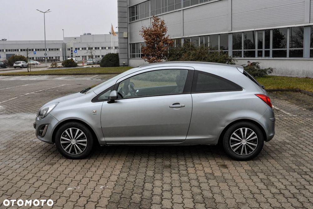 Opel Corsa - 2