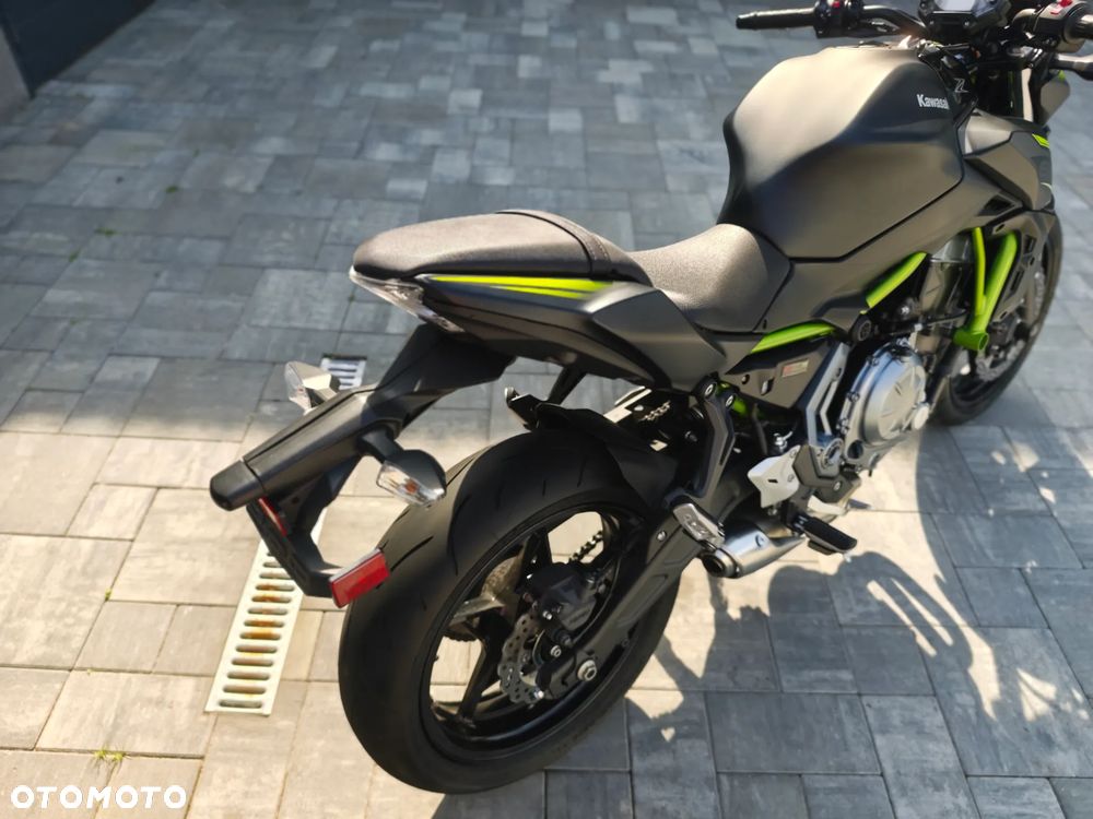 Kawasaki Z 650 - 10