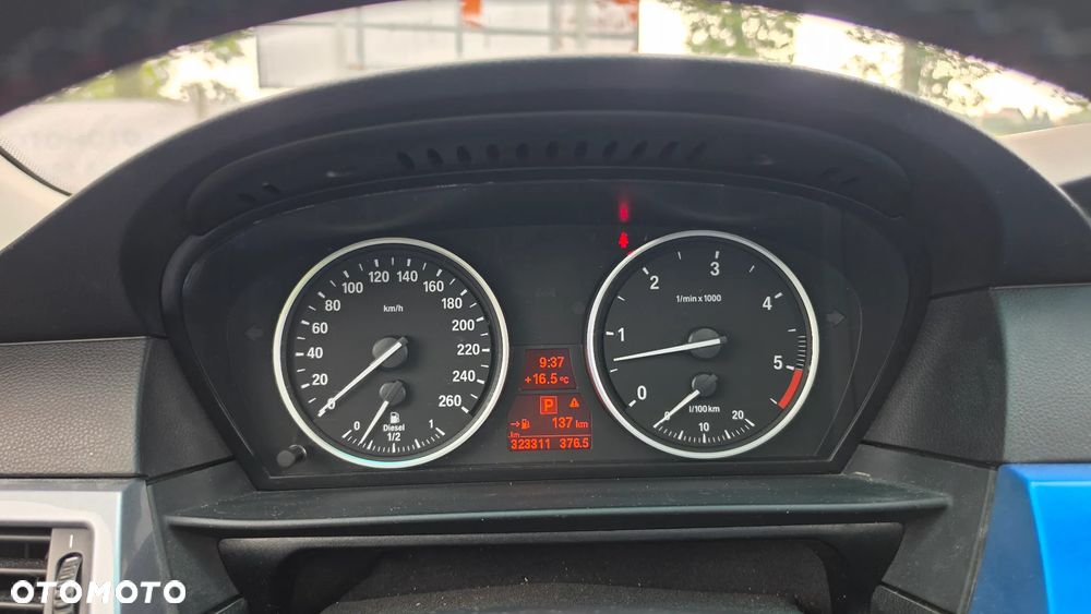 BMW Seria 5 530d Edition Sport - 26
