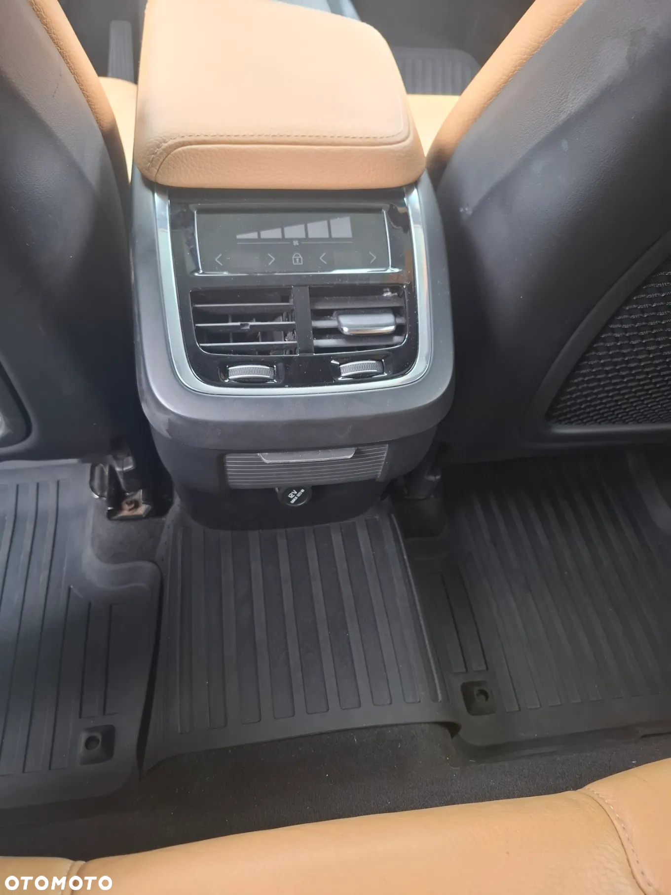 Volvo XC 60 - 20
