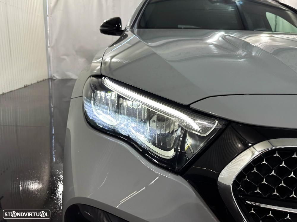 Mercedes-Benz E 300 e Station 9G-TRONIC AMG Line - 14