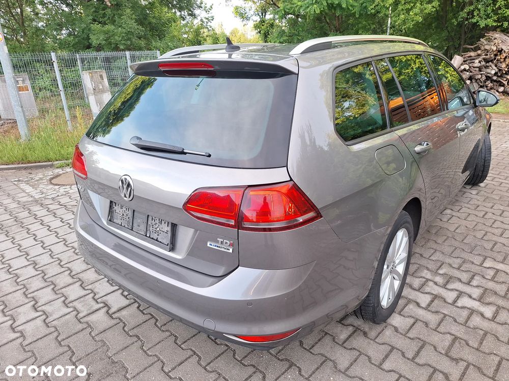Volkswagen Golf - 12