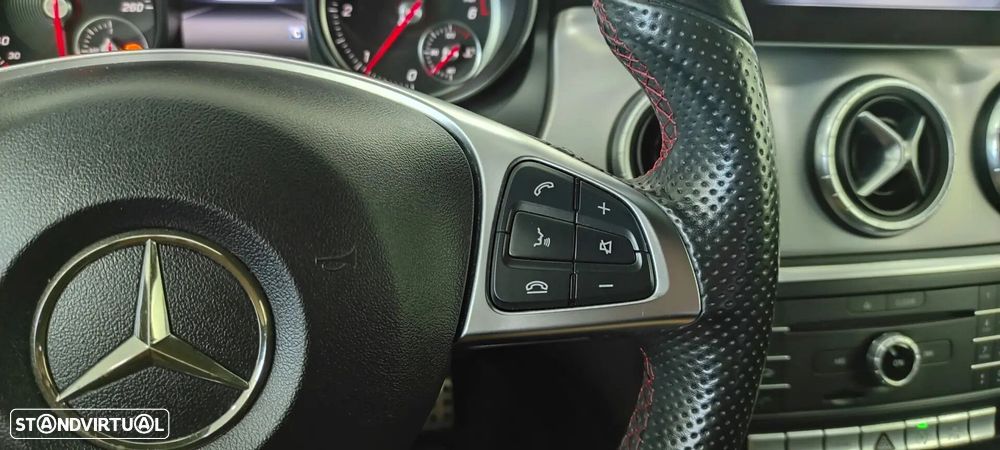 Mercedes-Benz CLA 180 d Shooting Brake AMG Line - 39