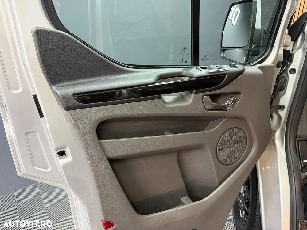 Ford Transit Conect - 20