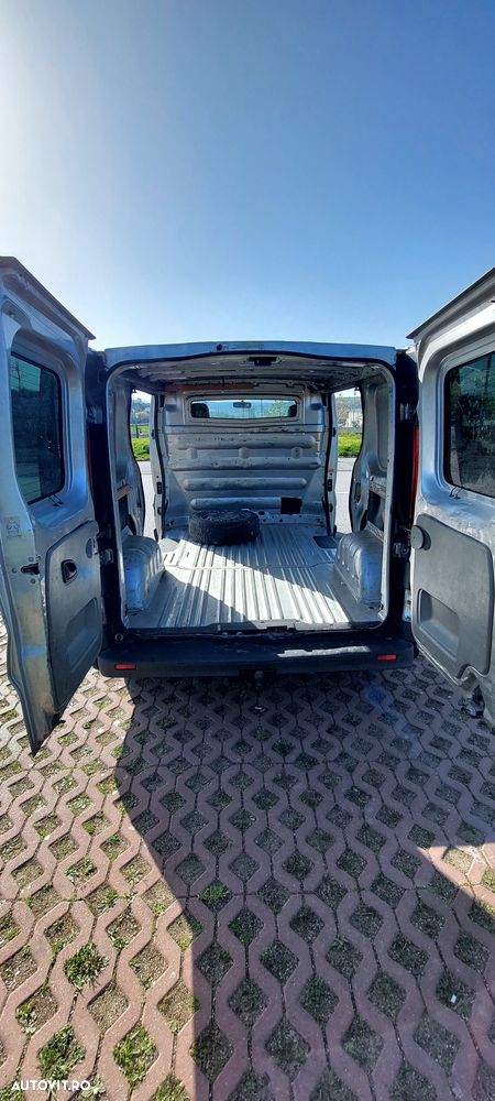 Opel Vivaro L1H1 - 12
