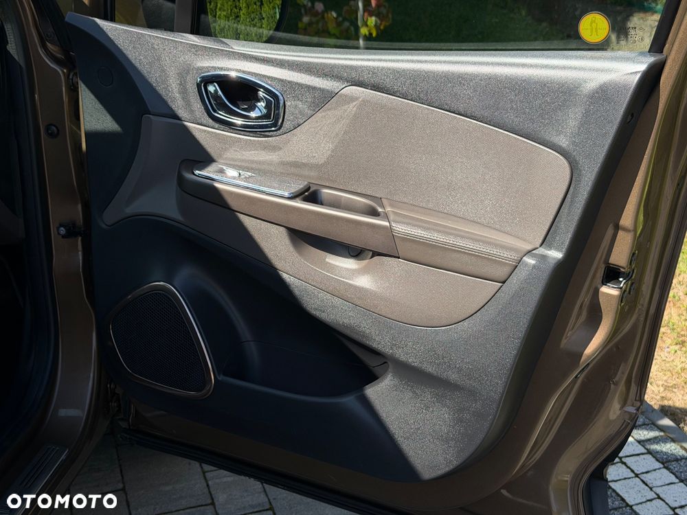 Renault Captur ENERGY TCe 90 Start&Stop Luxe - 38