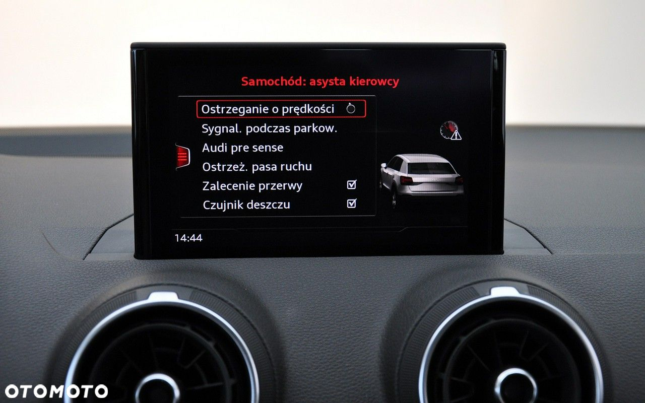 Audi Q2 - 36