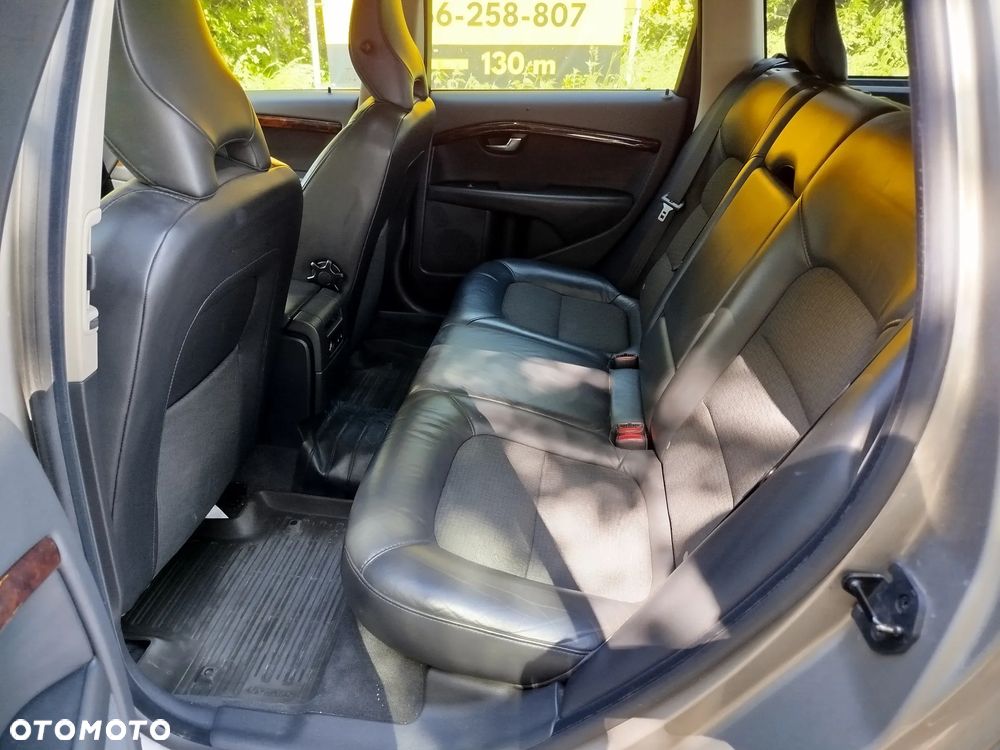 Volvo V70 2.0D Momentum - 11