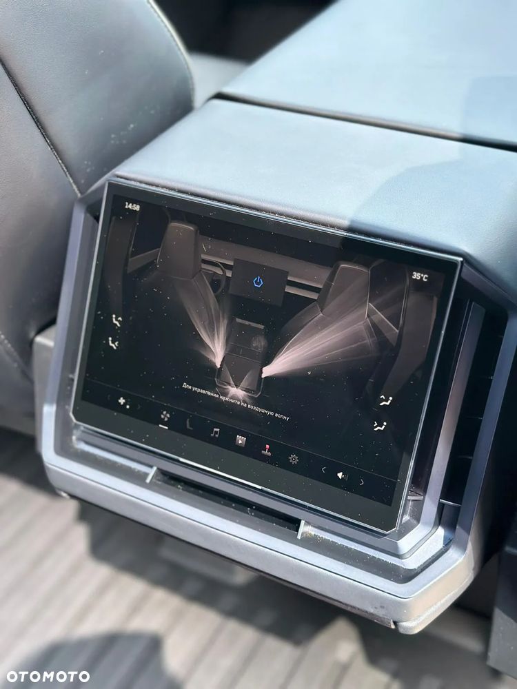 Tesla Cybertruck - 20